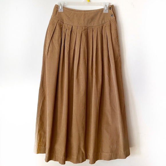 Pleated Corduroy Skirt - Picture 3 of 12
